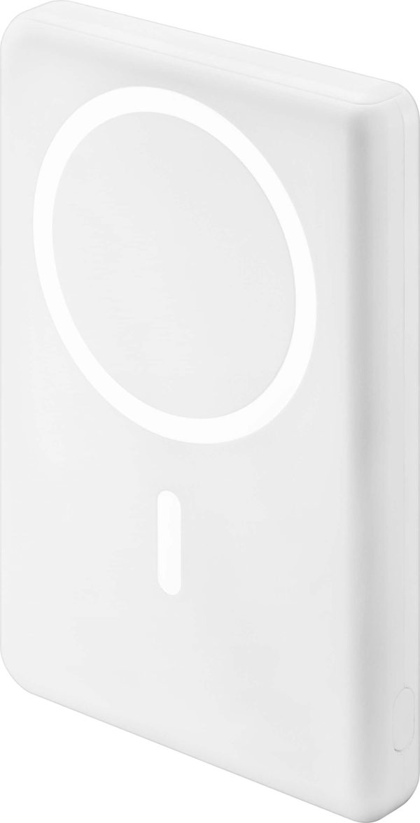 Best Buy Essentials Magnetic Wireless Portable Charger-0